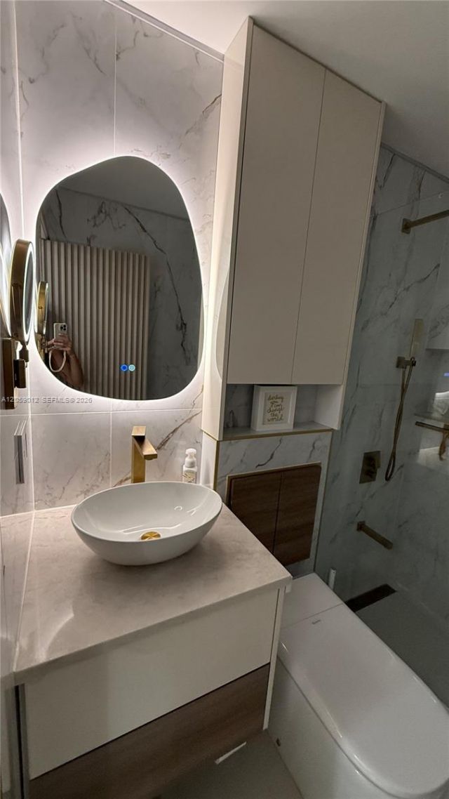7636 Abbott Ave, Unit 6, Miami Beach, FL 33141 Photo