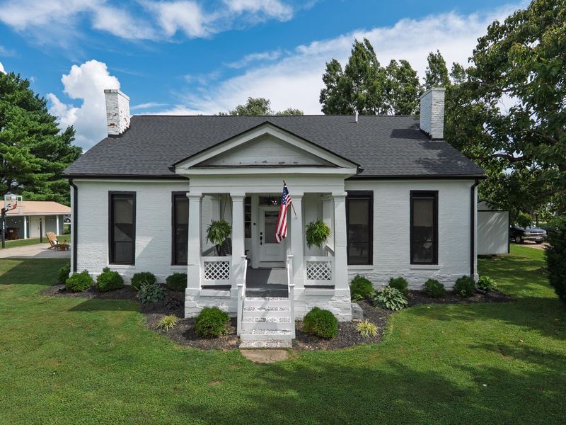 403 E High Street, Warsaw, KY 41095 Photo 1