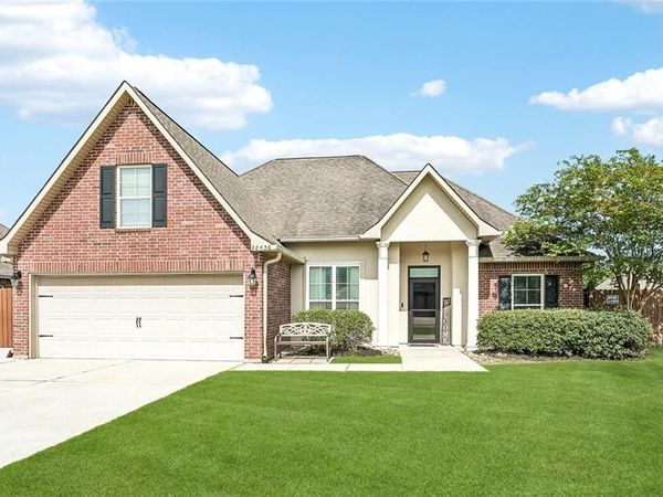 28436 LOIRET Court , Ponchatoula, LA 70454