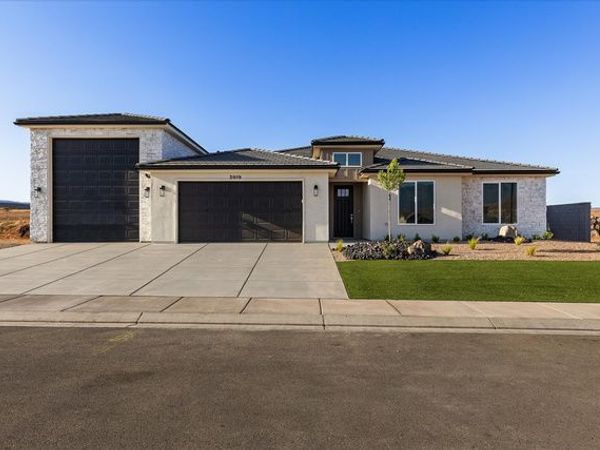 3919 W 1500 S, Hurricane, UT 84737