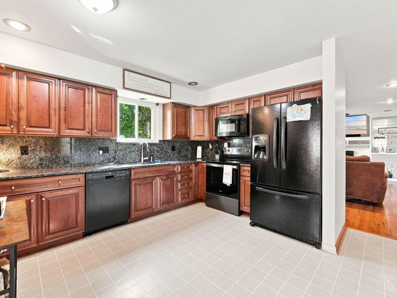 88 Thompson Avenue, Fort Mitchell, KY 41017 Photo 3