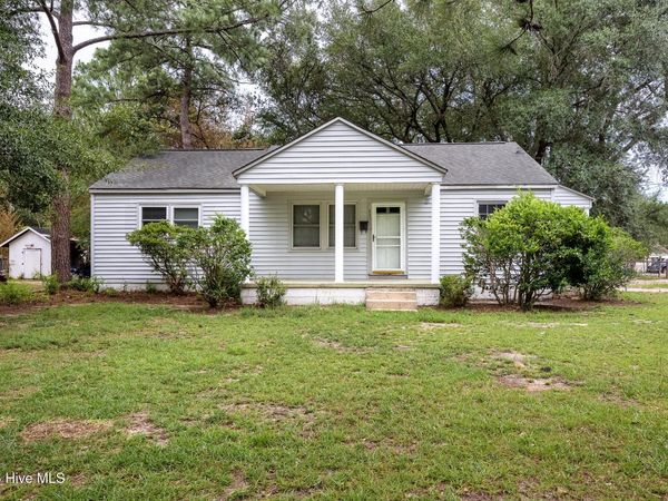 413 Seymour Street, Aberdeen, NC 28315