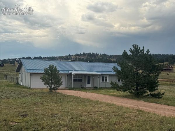 17 Garfield Circle, Florissant, CO 80816