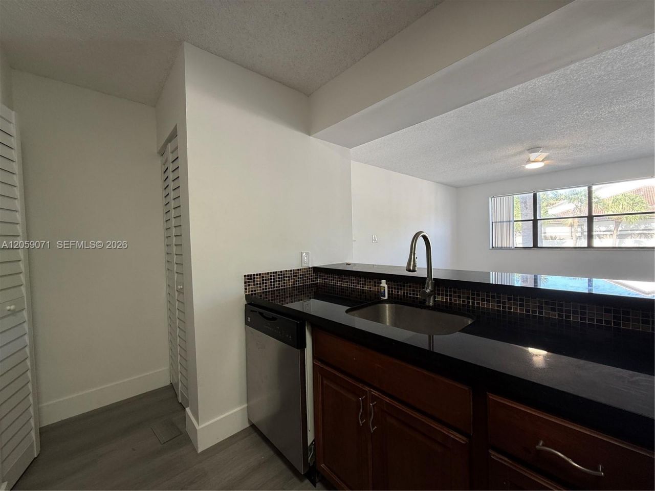 510 S Park Rd , Unit 23-10, Hollywood, FL 33021 Photo