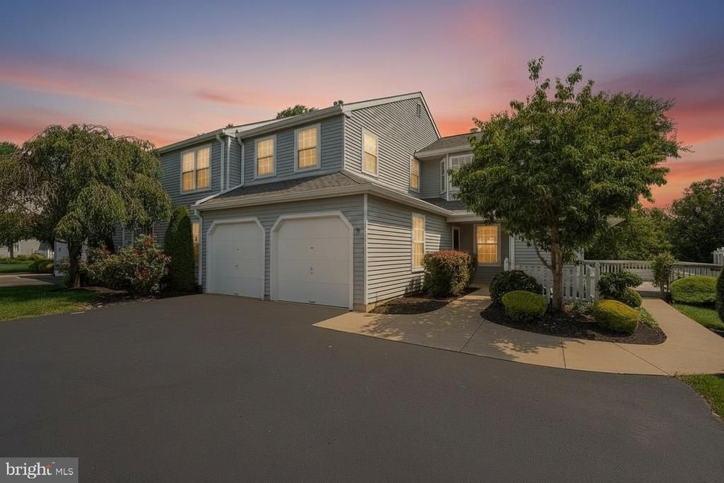 669 A ROSE HOLLOW DRIVE, YARDLEY, PA 19067