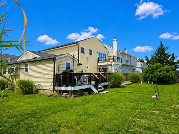2706 Peconic Avenue, Seaford, NY 11783