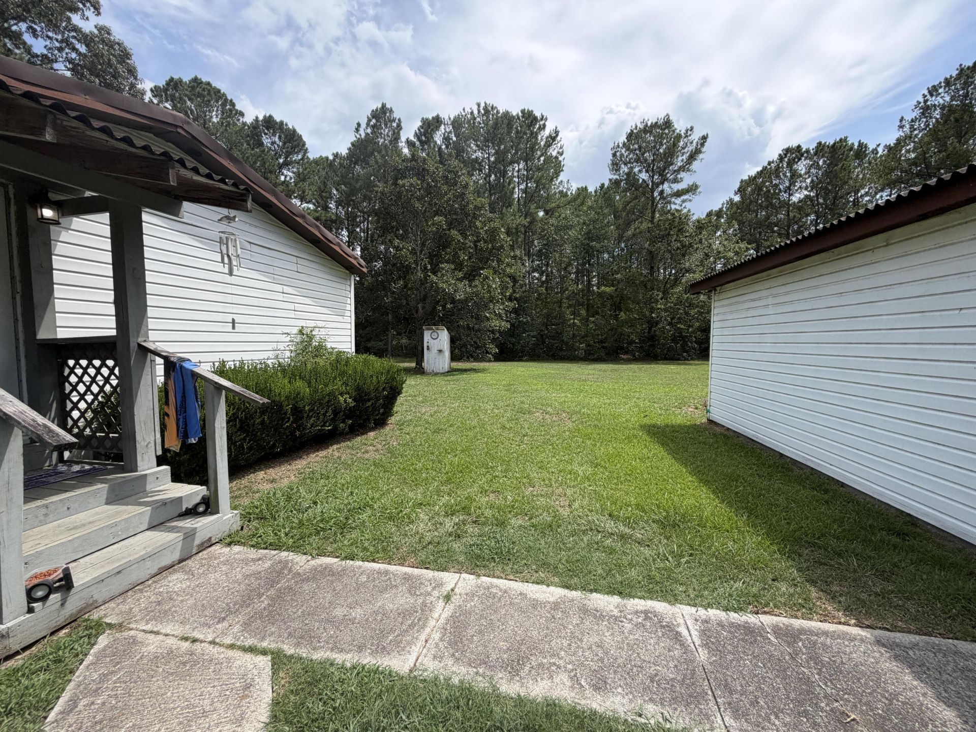 1097 Bethera Road Photo 7