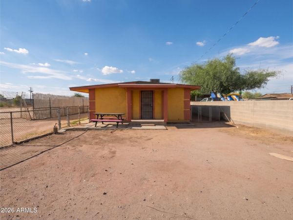 742 W BROADWAY Road, Phoenix, AZ 85041