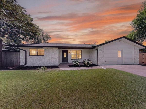 2307 Galway ST , Austin, TX 78758