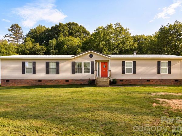 837 Joe Road , Mocksville, NC 27028