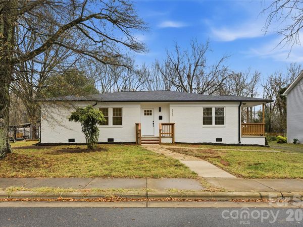 523 Biltmore Street , Mooresville, NC 28115