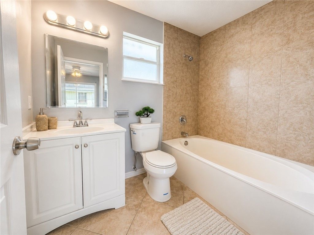 430 14th Place Sw, Vero Beach, FL 32962 Photo