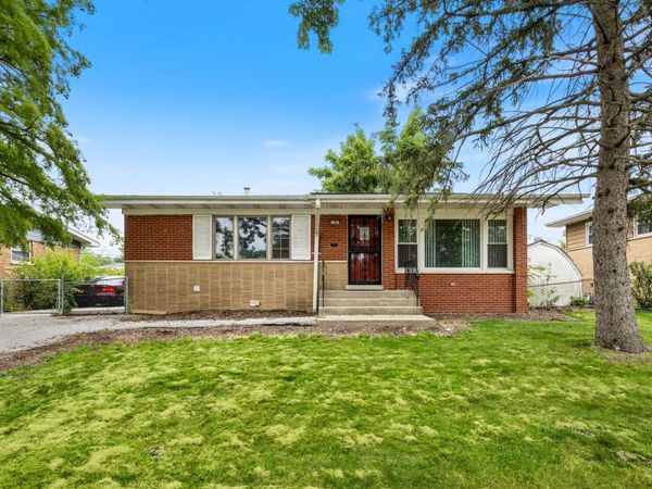 196 Craig Drive W, Chicago Heights, IL 60411