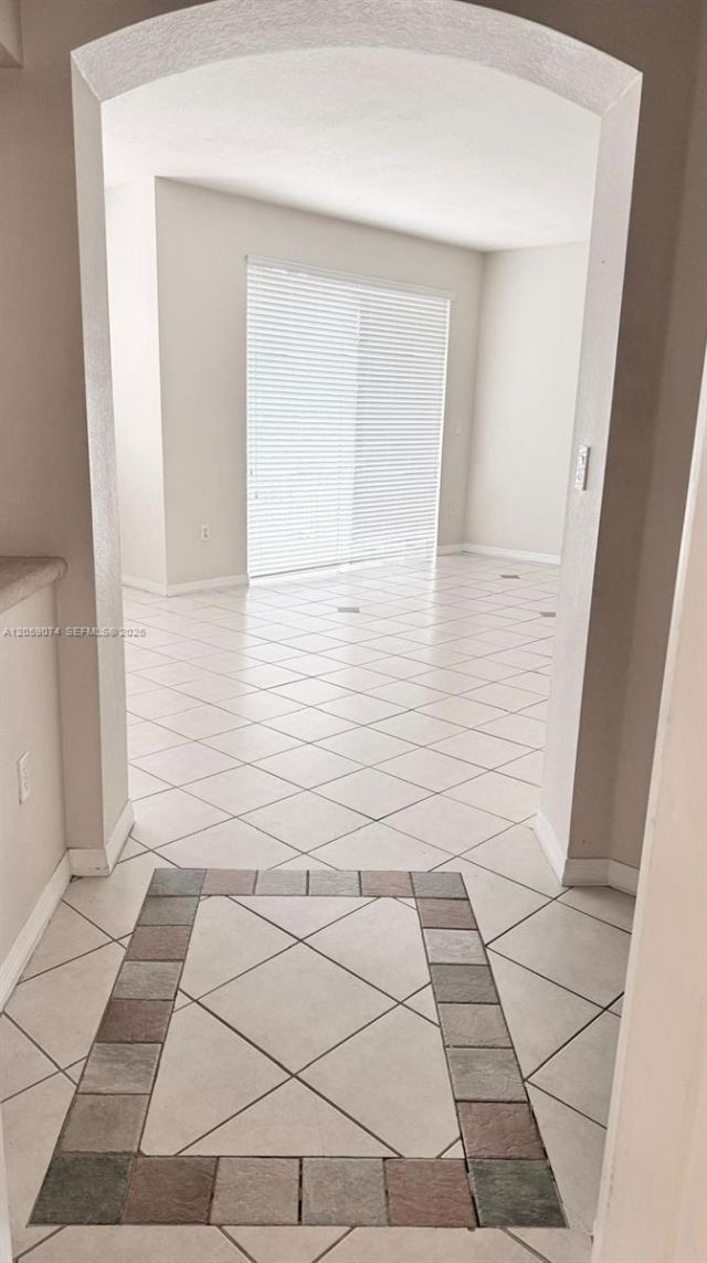 8906 W Flagler St, Unit 216, Miami, FL 33174 Photo