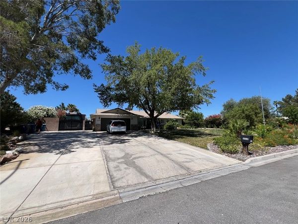 3310 W Mardon Avenue , Las Vegas, NV 89139