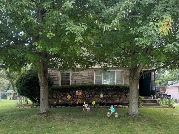 2424 Triplett Boulevard , Akron, OH 44312