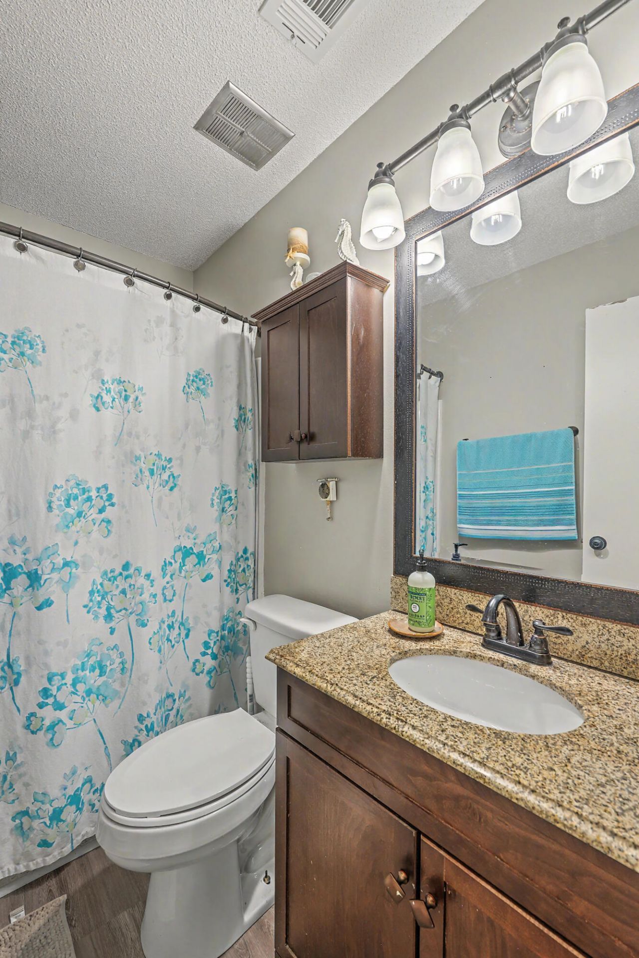 7910 Parklane Court Photo 17