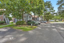 7910 Parklane Court photo 4