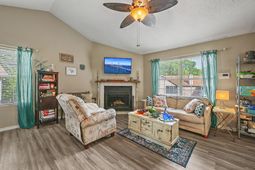 7910 Parklane Court photo 4