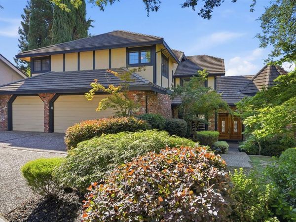 9290 S Ravine Ln, Fair Oaks, CA 95628
