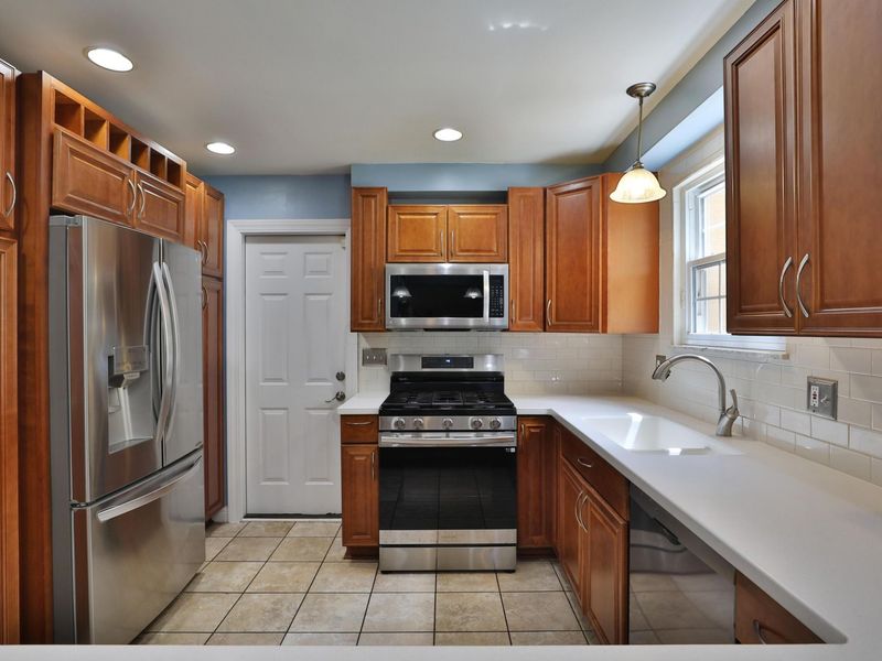 5915 Headley Road, Gahanna, OH 43230 Photo 21