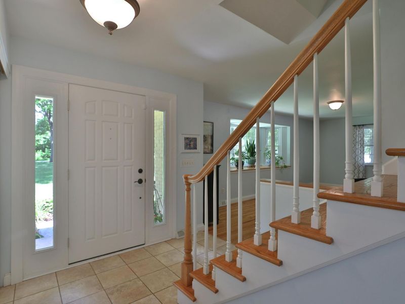 5915 Headley Road, Gahanna, OH 43230 Photo 4
