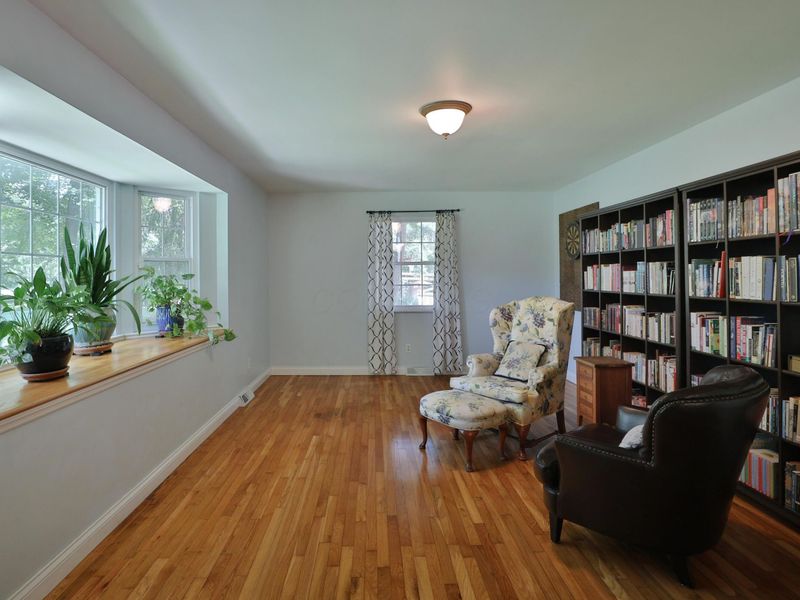 5915 Headley Road, Gahanna, OH 43230 Photo 5