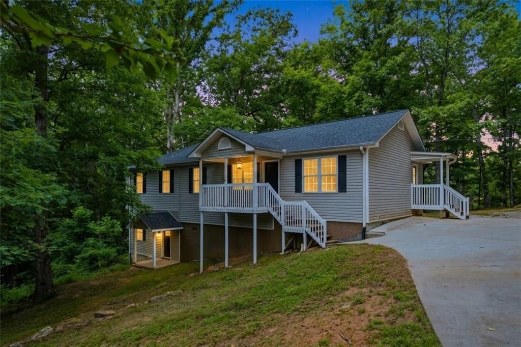 433 Elliots Lane  Dahlonega, GA 30533