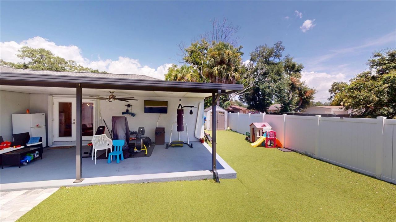 303 29th Street E, Palmetto, FL 34221 Photo