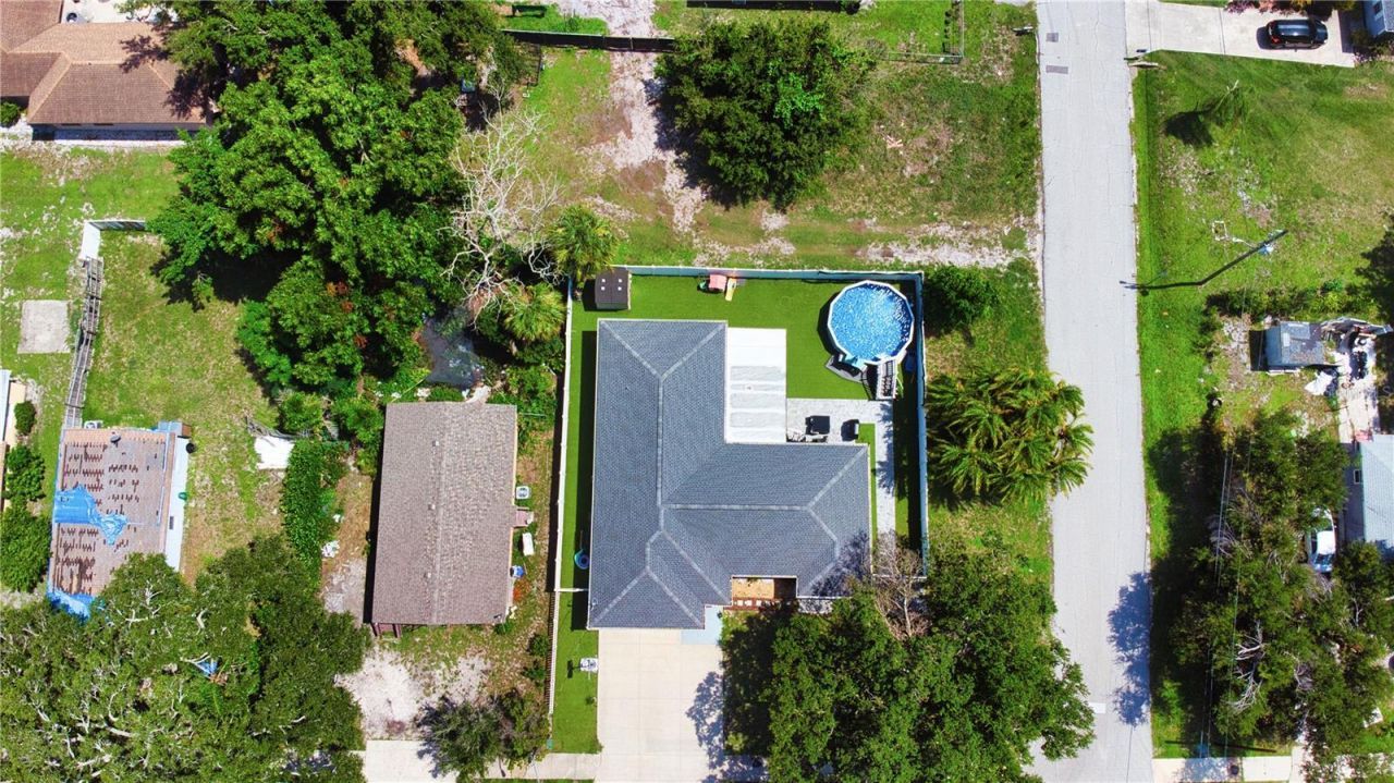 303 29th Street E, Palmetto, FL 34221 Photo