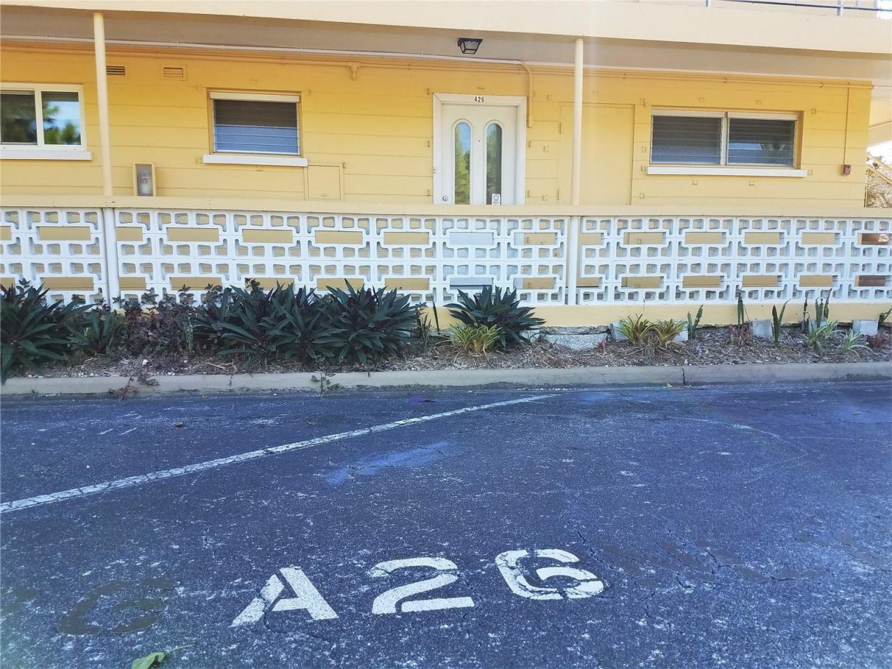 2155 Wood Street, Unit A26, Sarasota, FL 34237 Photo