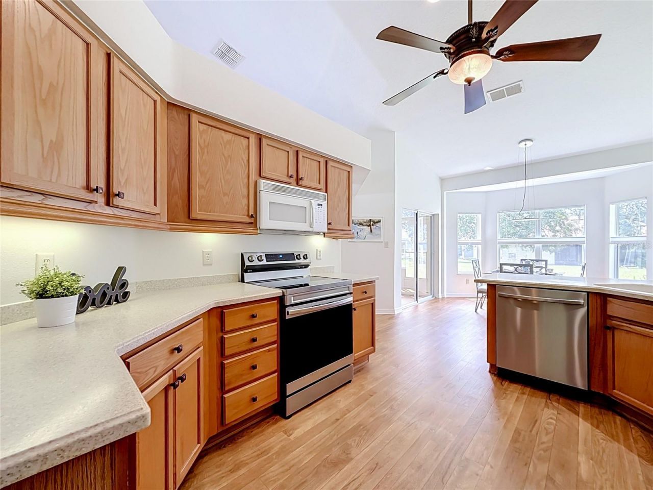 24100 Peekskill Street , Leesburg, FL 34748 Photo