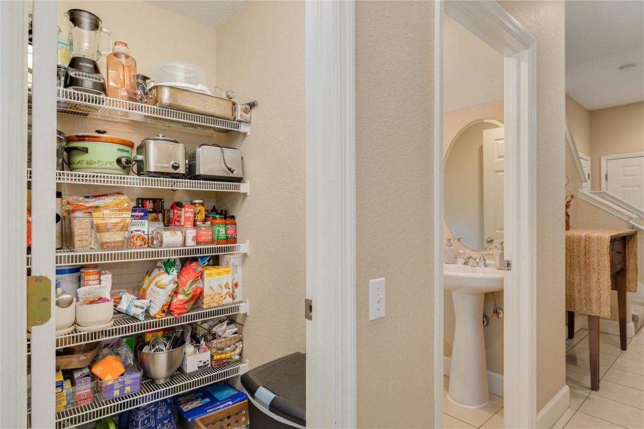 10015 6th Street N, Saint Petersburg, FL 33702 Photo