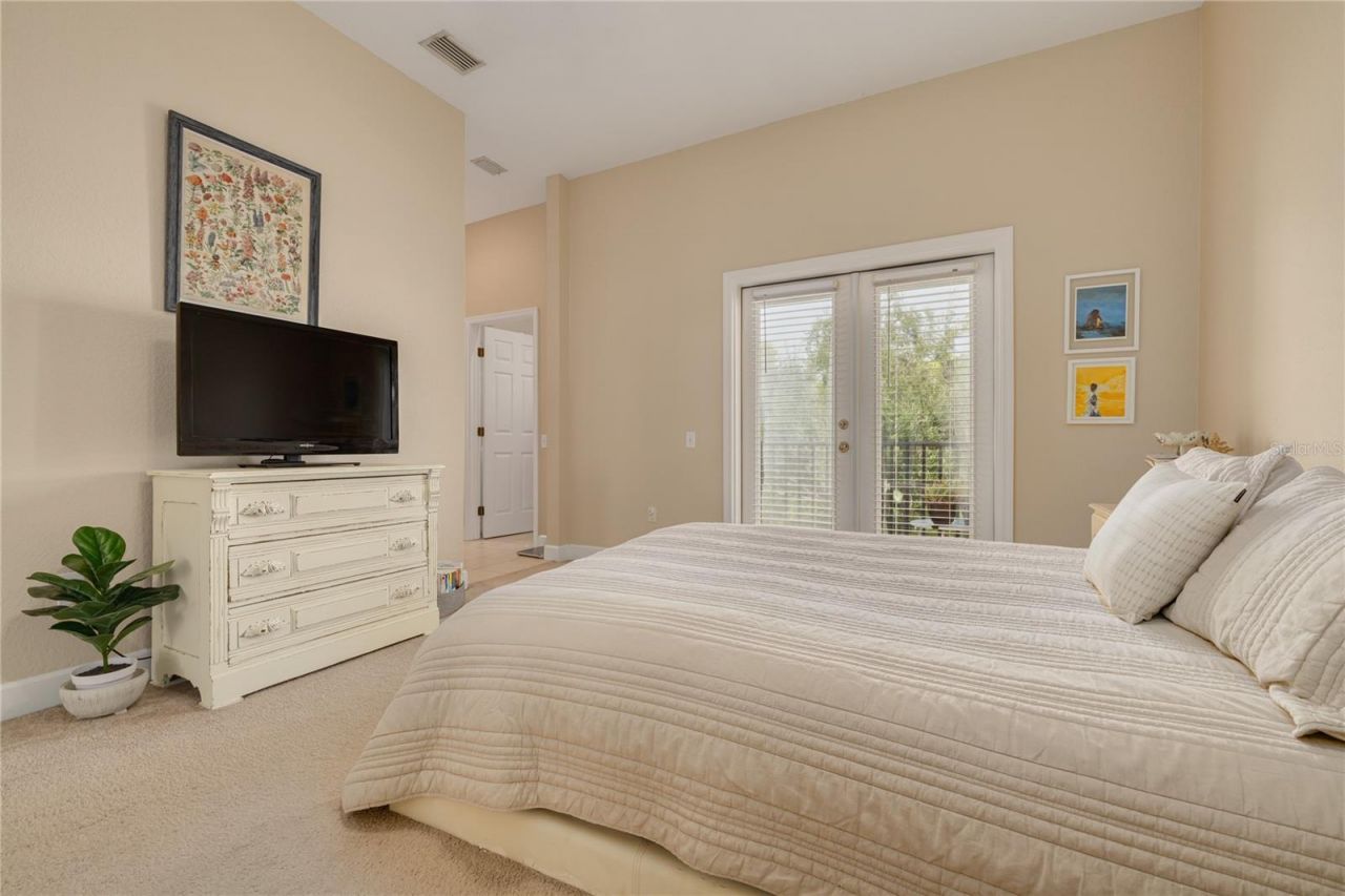 10015 6th Street N, Saint Petersburg, FL 33702 Photo