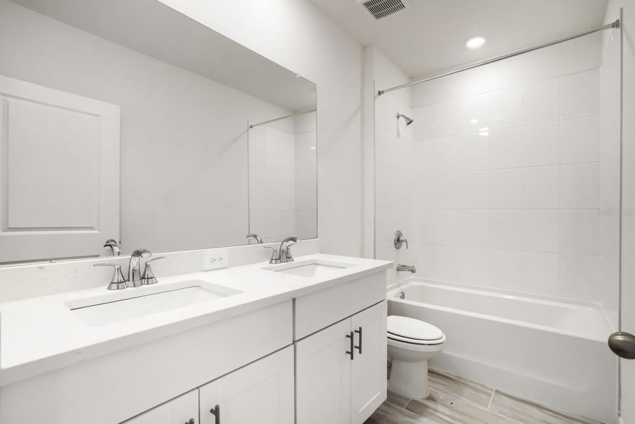 7705 Satterfield Terrace, Parrish, FL 34219 Photo
