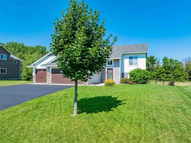 1635 Hidden Trail, Mayer, MN 55360