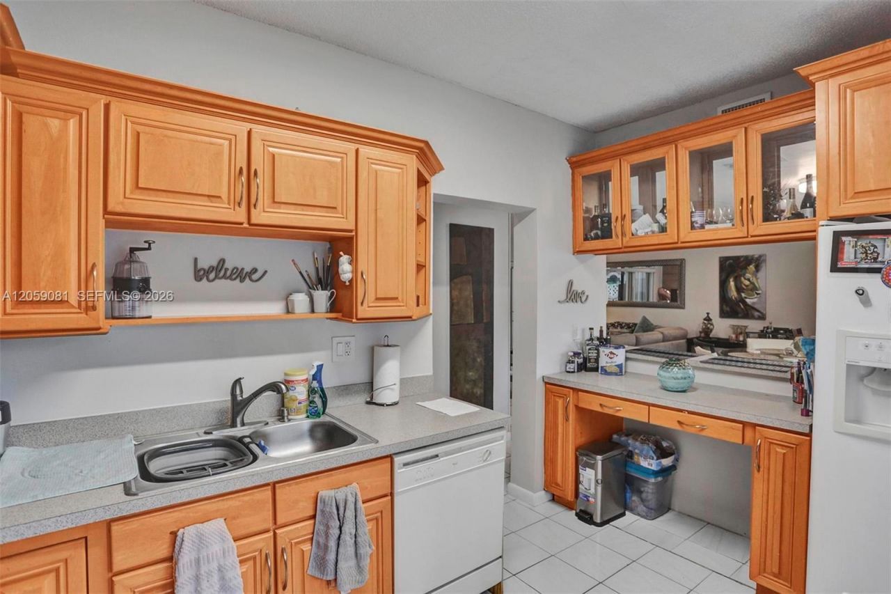 10540 SW 154th , Unit 7, Miami, FL 33196 Photo