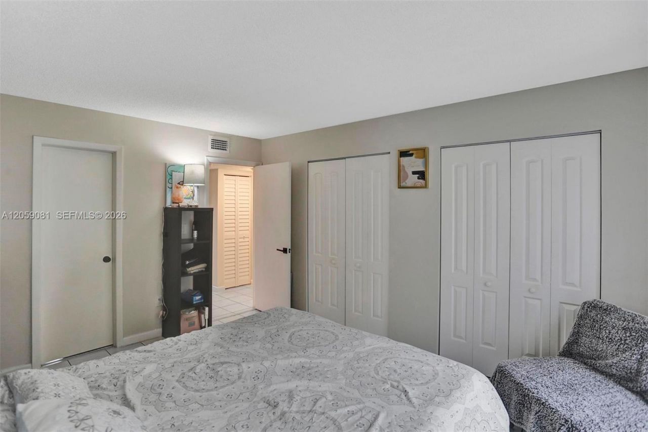 10540 SW 154th , Unit 7, Miami, FL 33196 Photo