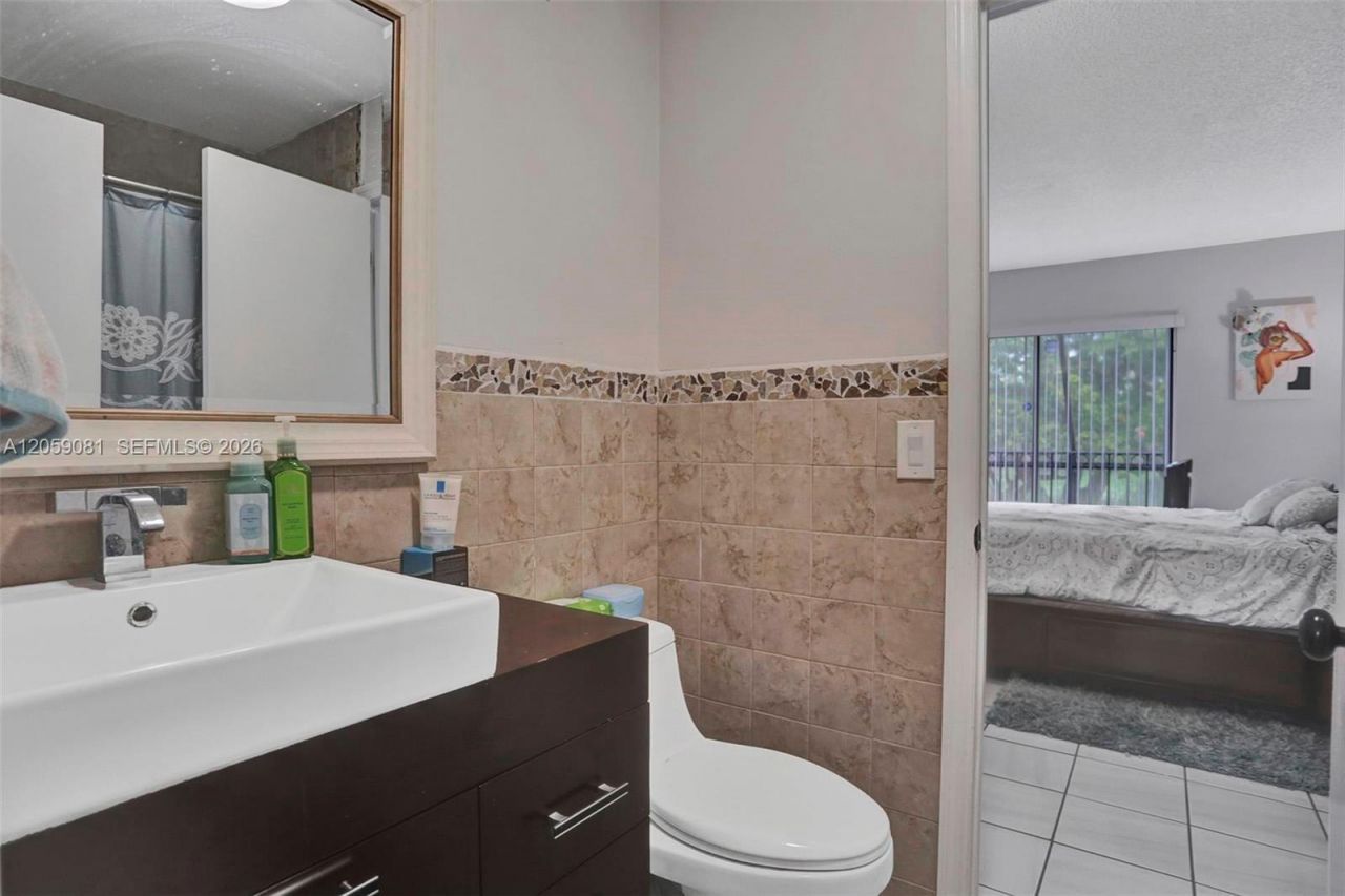 10540 SW 154th , Unit 7, Miami, FL 33196 Photo