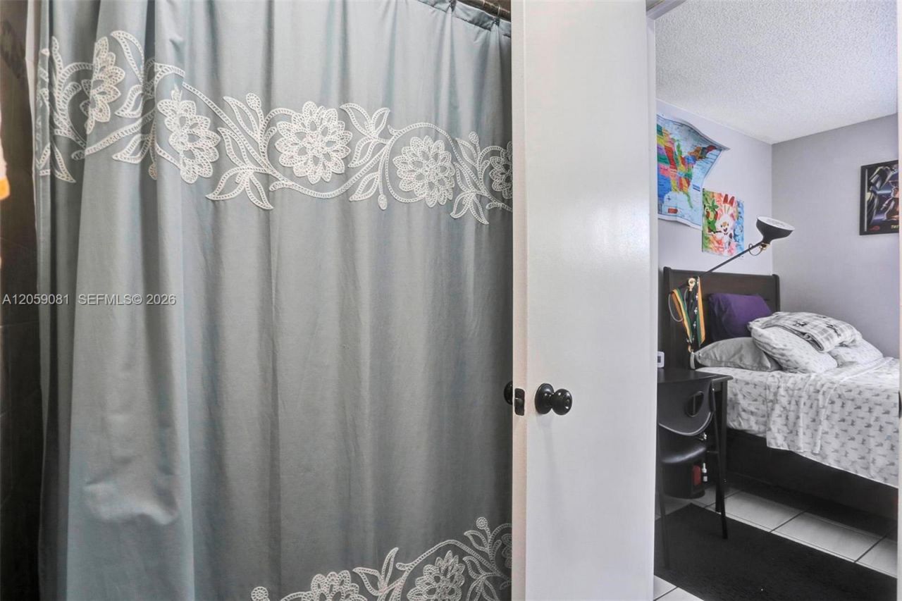 10540 SW 154th , Unit 7, Miami, FL 33196 Photo