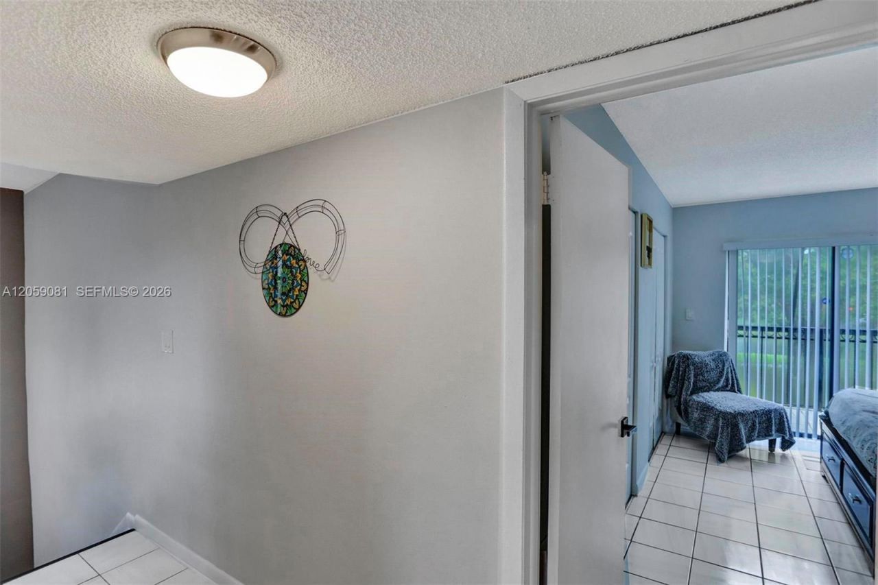 10540 SW 154th , Unit 7, Miami, FL 33196 Photo