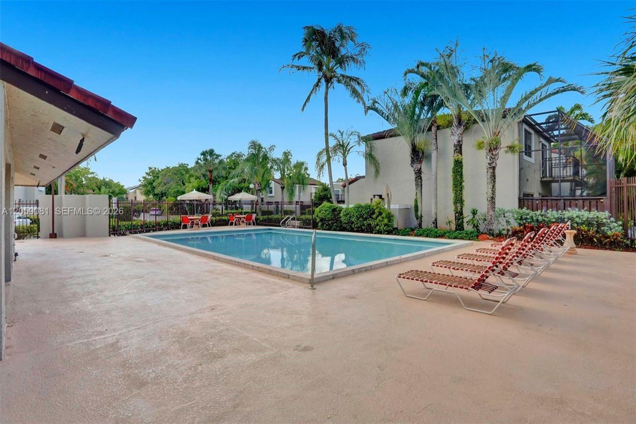 10540 SW 154th , Unit 7, Miami, FL 33196 Photo