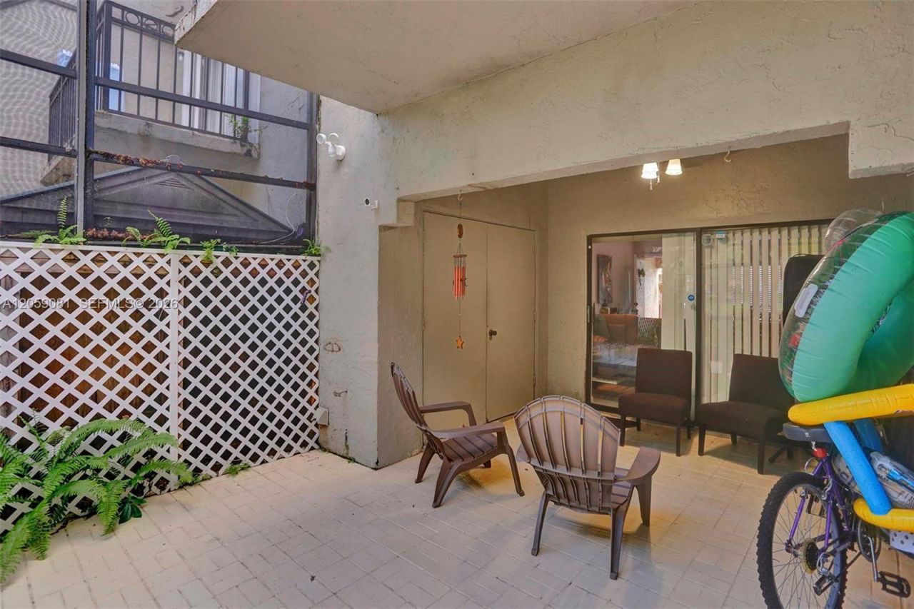 10540 SW 154th , Unit 7, Miami, FL 33196 Photo