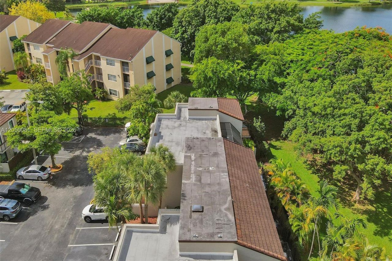 10540 SW 154th , Unit 7, Miami, FL 33196 Photo