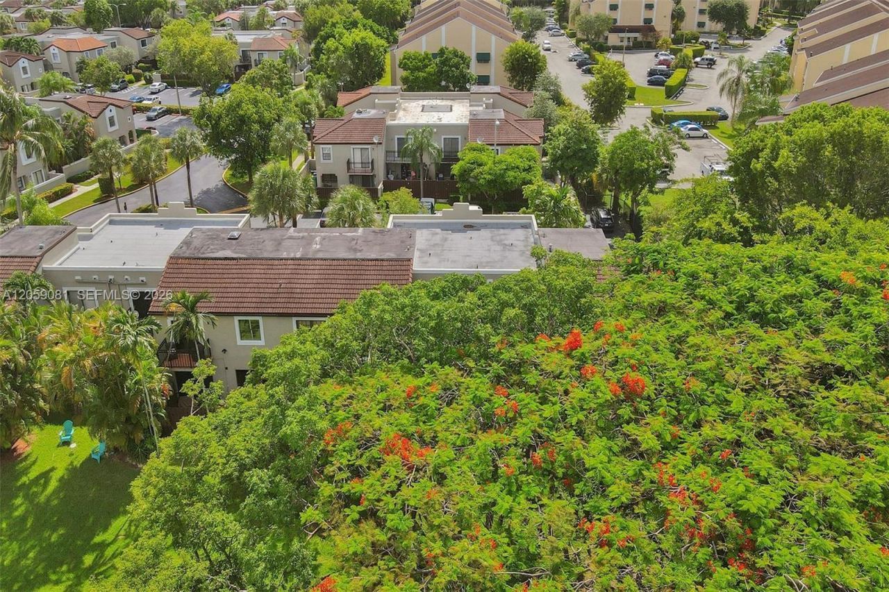 10540 SW 154th , Unit 7, Miami, FL 33196 Photo
