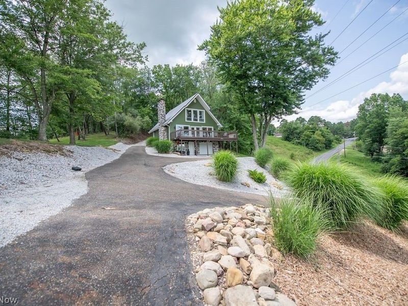 35 Niagara Trail, Malvern, OH 44644 Photo 7