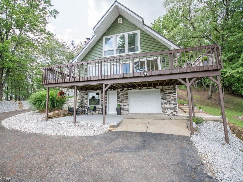 35 Niagara Trail, Malvern, OH 44644 Photo 9