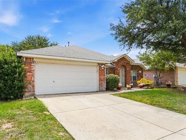 1320 Cattle Crossing Drive, Fort Worth, TX 76131
