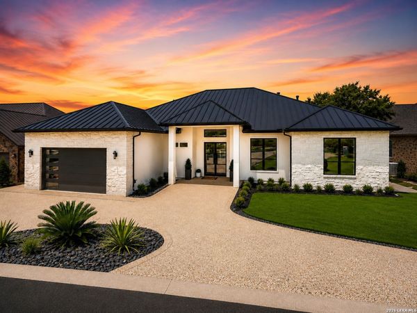 142 PARADISE PT, Boerne, TX 78006