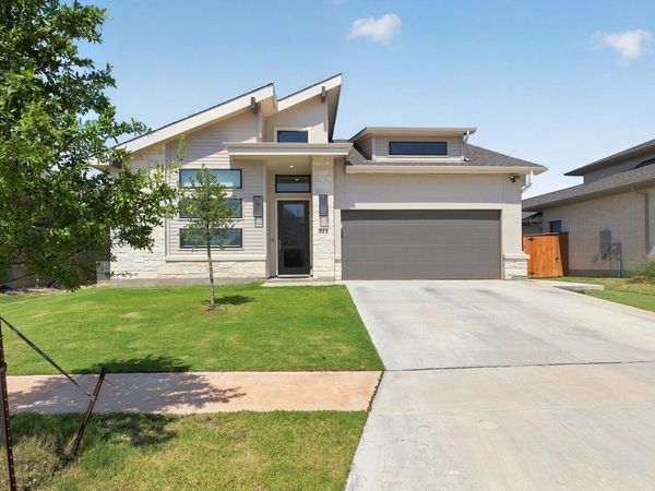 613 Meade St, New Braunfels, TX 78132